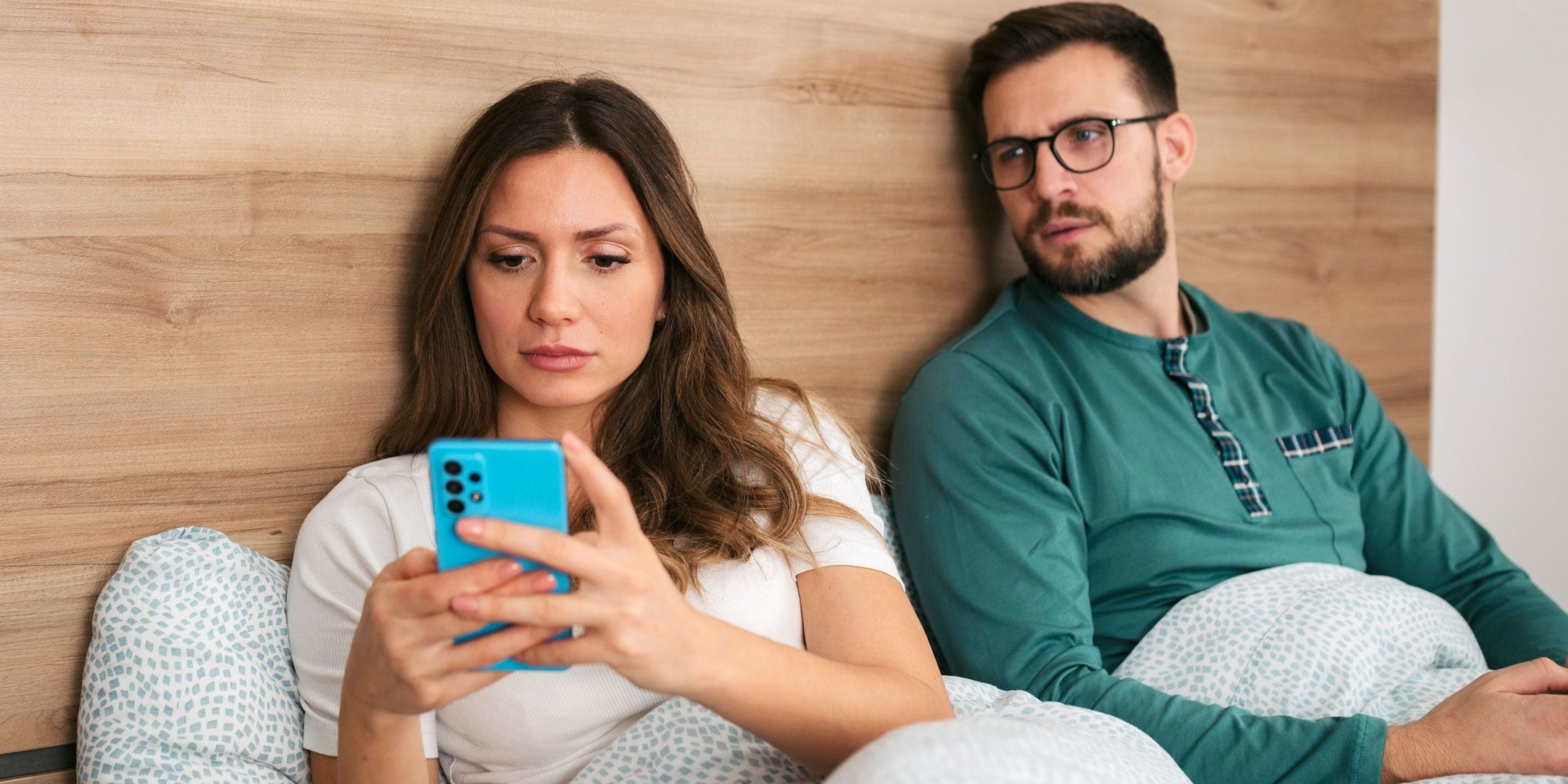 5 Ways People Cheat on Their Partners and Get Away With It